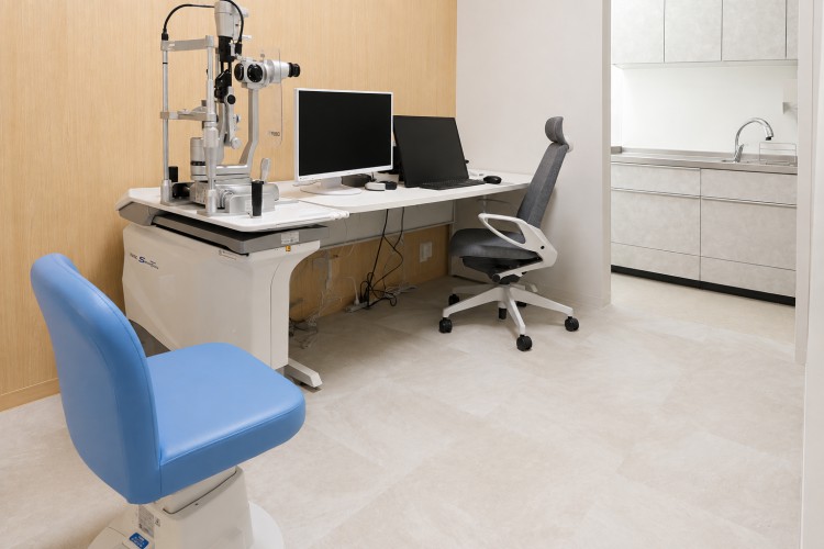 診察室2
